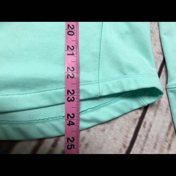 UNDER ARMOUR Women’s Athletic Pull Over Jacket - Picture 4 of 4